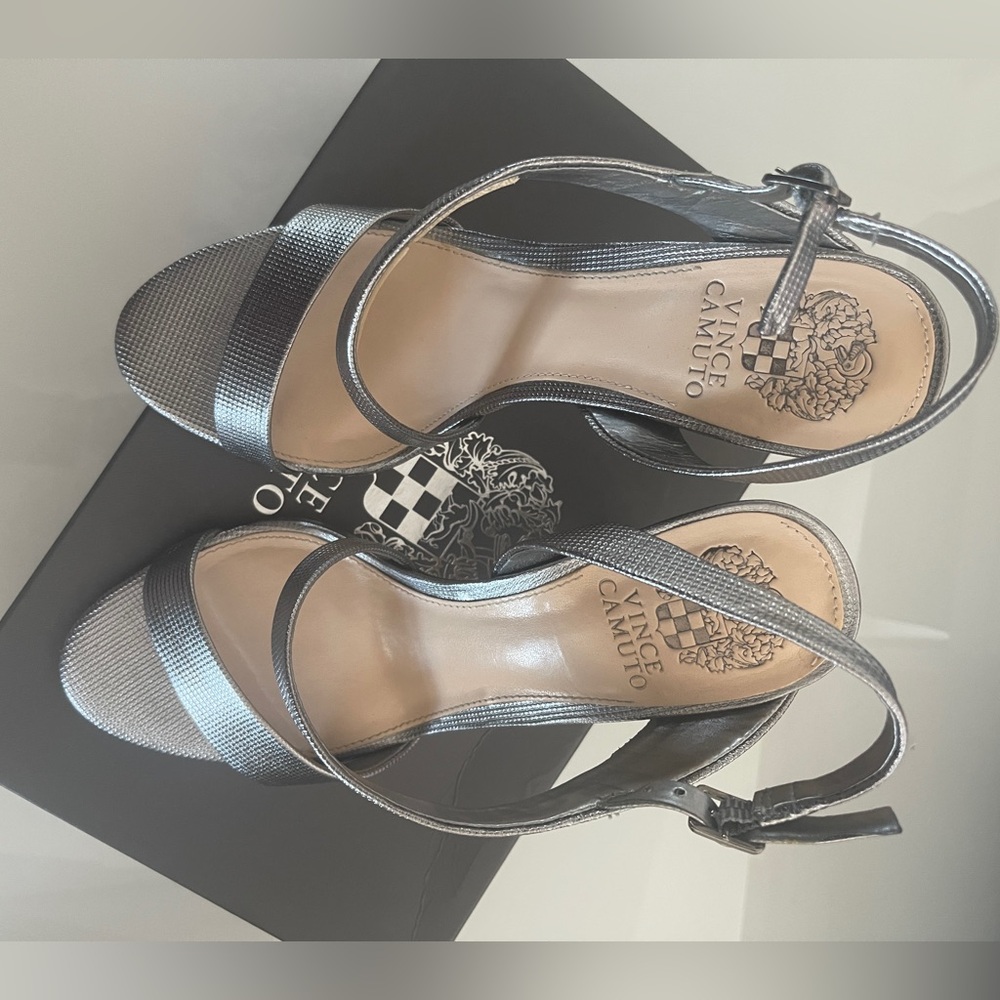 Used in Box Vince Camuto Costina Dark Gunmetal Strappy Sandals, Size 8.5